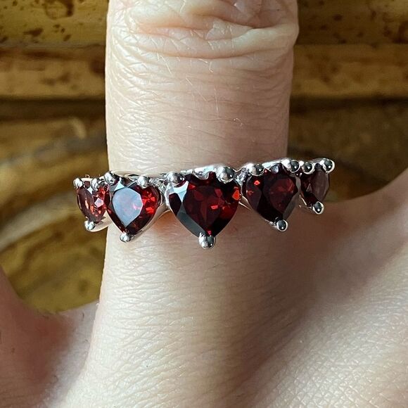 Jewelry - Natural Red Garnet Sterling Silver Heart Ring Size 7